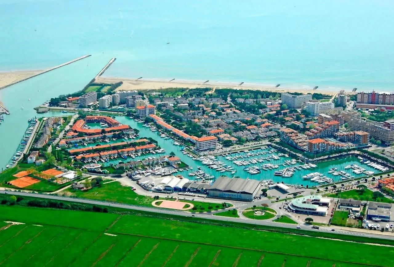 Refurbished Flat In A Residential Area Apartment Porto Santa Margherita di Caorle